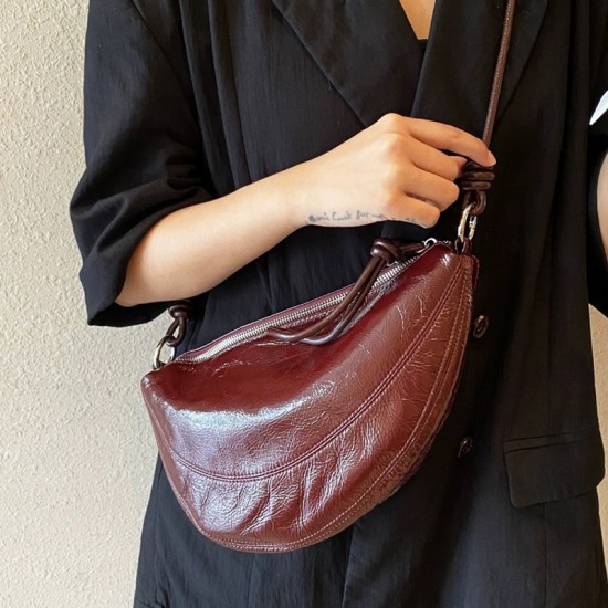 Luxury Women's Bag - 2025 New Trendy Versatile Shoulder/Armpit Bag, Niche Design Commuter Crossbody Dumpling Bag